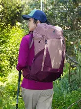 軽量大容量のリュックサック【ハイキング・登山対応・女性用】