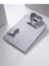 ビジネスマン向け 長袖ストライプシャツ【春用・高級感・イージーケア】