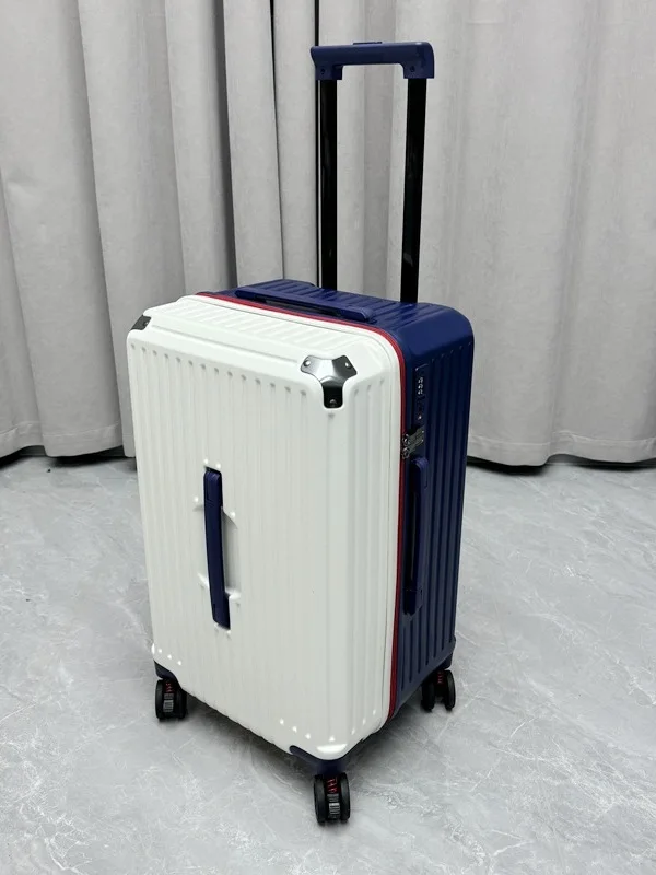 2泊3日の旅行で機内持ち込みにぴったりなスーツケースはどれ？