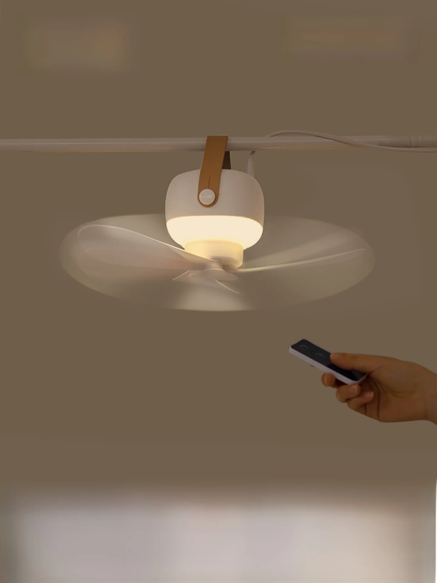 充電式LEDライトで夜間の不安を払拭するには？美朵嘉のナイトライト兼USBファンがベストな理由
