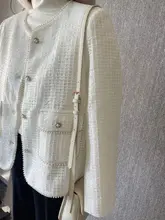 優雅な白色カーディガン【フレンチスタイル・ビーズ装飾・小柄向け】