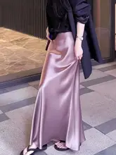 高級感ある黒のアセテートサテンフィッシュテールスカート【ハイウエスト・春夏用・滑らかなドレープ】