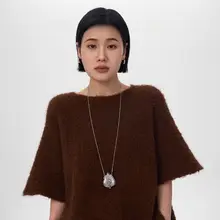 斜め掛けチェーンネックレス【女性用・高級感・カジュアル・ロングセーター用】