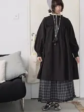 リネン製 レース付き長袖ワンピース【秋用・ゆったりデザイン・女性用】