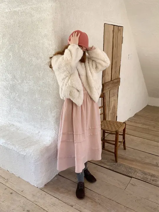 柔らかいピンクのウールコットンドレス【冬用・大きなフレア】