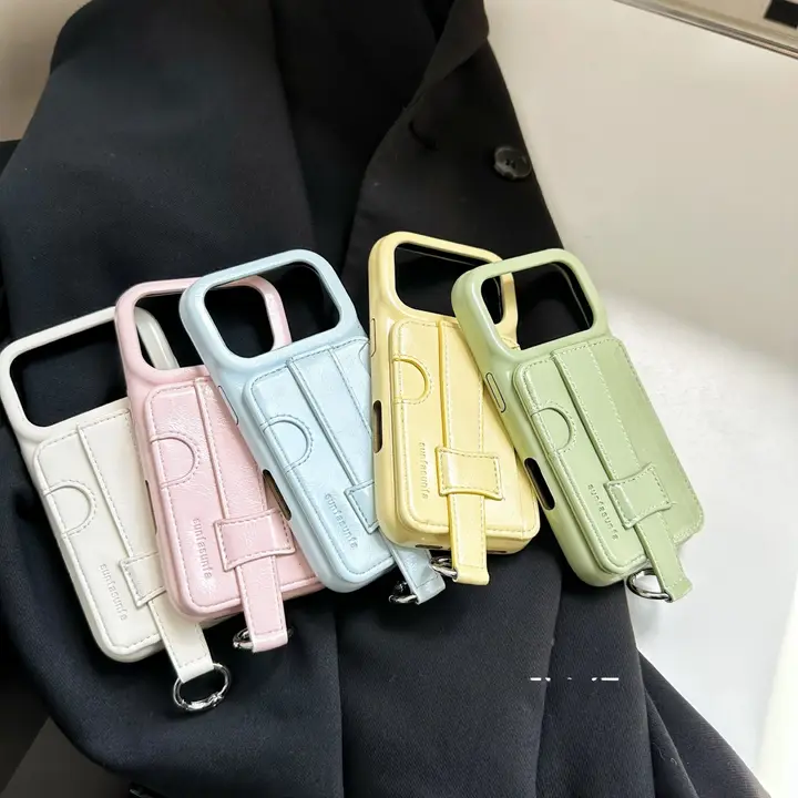 スマホケース レザー 無地 シンプル リストストラップ カード収納 耐衝撃 上品 iPhone 18/17/16/15/14 Pro Max対応「HEYYEH」