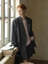 通勤用 蝶グレーのワイドフィットスーツジャケット【春用・ミディスカート付き・女性用】（セット アップ対応）