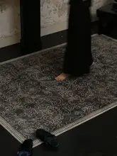 防滑デザインのレトロ風ラグ【リビング用・洗える・グレー・ブラック】