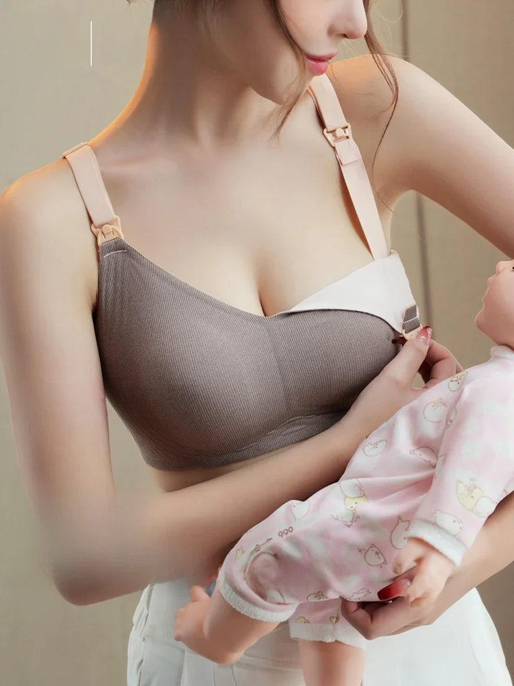 産後1ヶ月外出向け育乳ブラトップ：MiiOW猫人無骨背心式ブラの実用性と機能解析