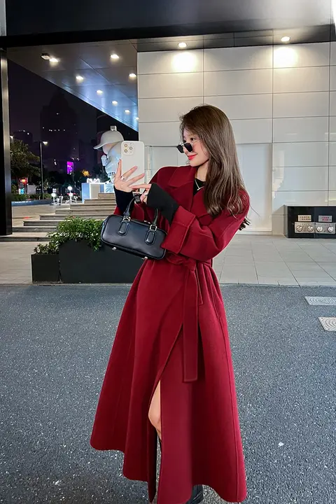 シンプルなデザインのダブルフェイスウールコート【レディース・赤・中長丈・ゆったり・秋冬用】