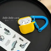 シン プルデザインのイエローとブルーのAirPods用ケース【防摔・全包型・シリコン素材】