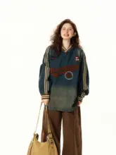 アメリカンヴィンテージ風刺繍Vネックデニムスウェットシャツ【ゆったりフィット・長袖】