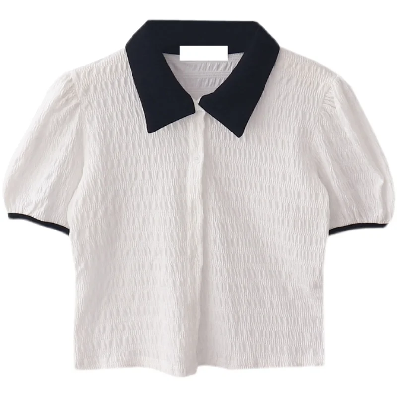 夏の通勤スタイルに悩むあなたへ：tシャツ 形 がきれいになるコツは？