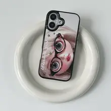 可愛いデザインのアンティーク人形風スマホケース【金髪・星モチーフ・iPhone対応】