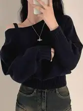 デザイン性のある片肩露出ニットセーター【バットウィングスリーブ・ウエストフィット・ショート丈】