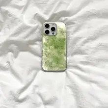 透明なグリーンのフェザー蝶デザインiPhoneケース【対応機種：iPhone 17 Pro Max・16 Pro・15・14・13】