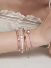 バロックパールとレッドストーンビーズのブレスレット【ピンク系・花影デザイン】