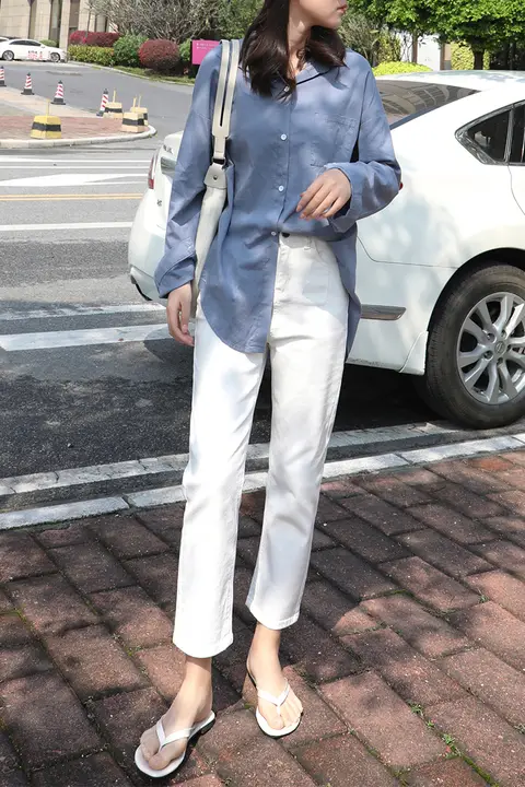 高腰白色ストレートデニムパンツ【レディース・ハイウエスト・九分丈・スリムフィット】