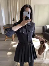 pusumede デザイン感あるプリーツワンピース【レトロ・シャツ風・長袖・ウエスト絞り】