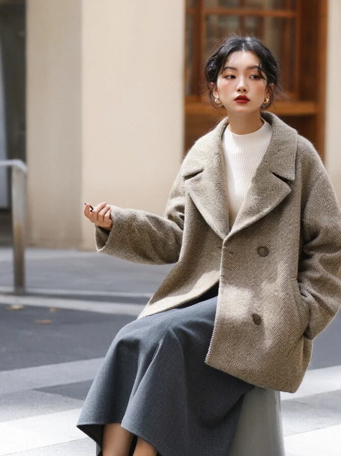 大人可愛い服 50代コーデ 完全ガイド｜質感・色・ブランドの選び方