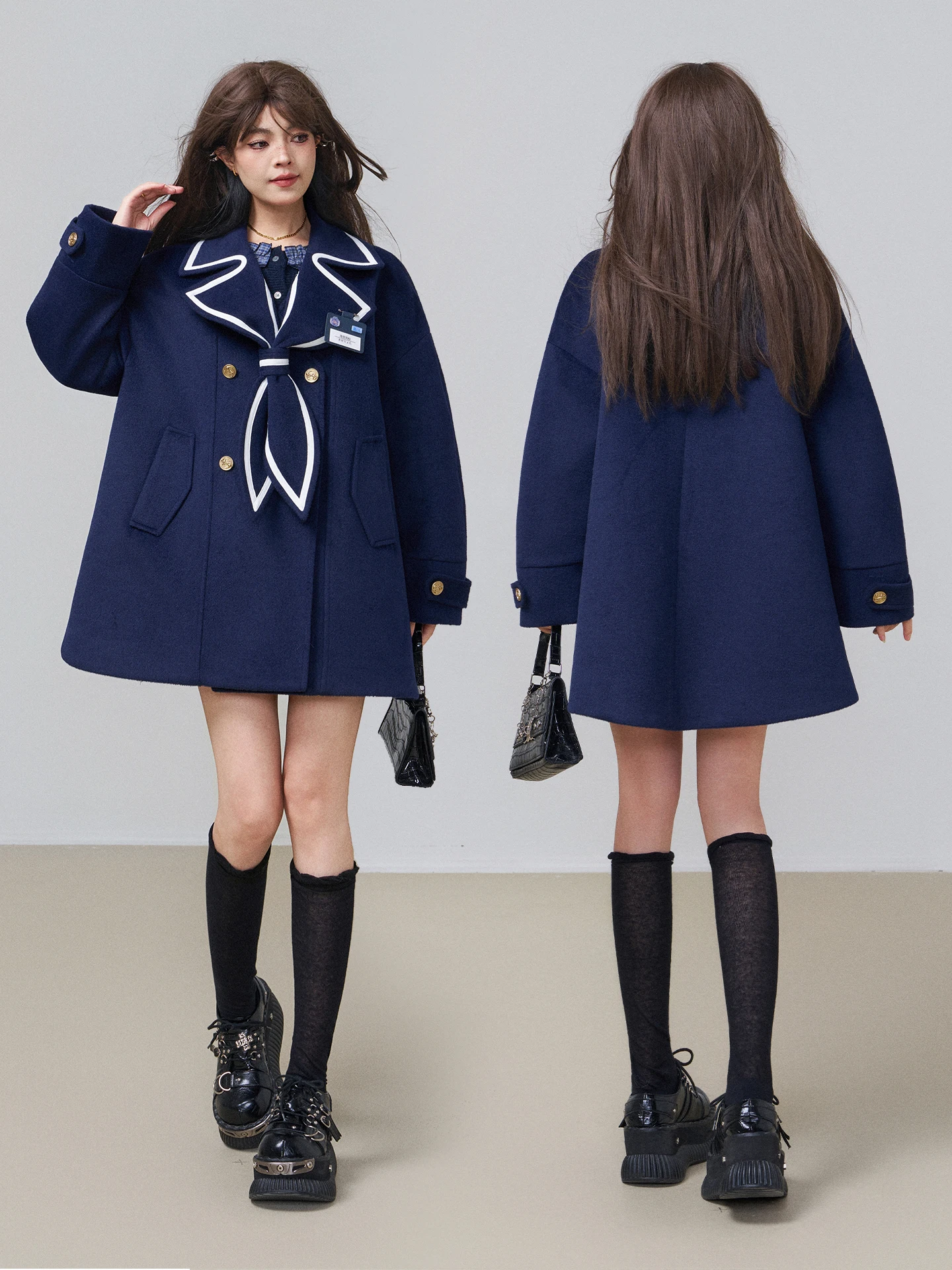 中古制服と新品制服の違いは？学院風の毛料コートで答えを知る