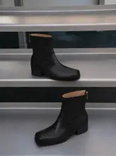 秋冬用 フラットヒール方頭ショ  ートブーツ【レトロデザイン・粗いヒール】