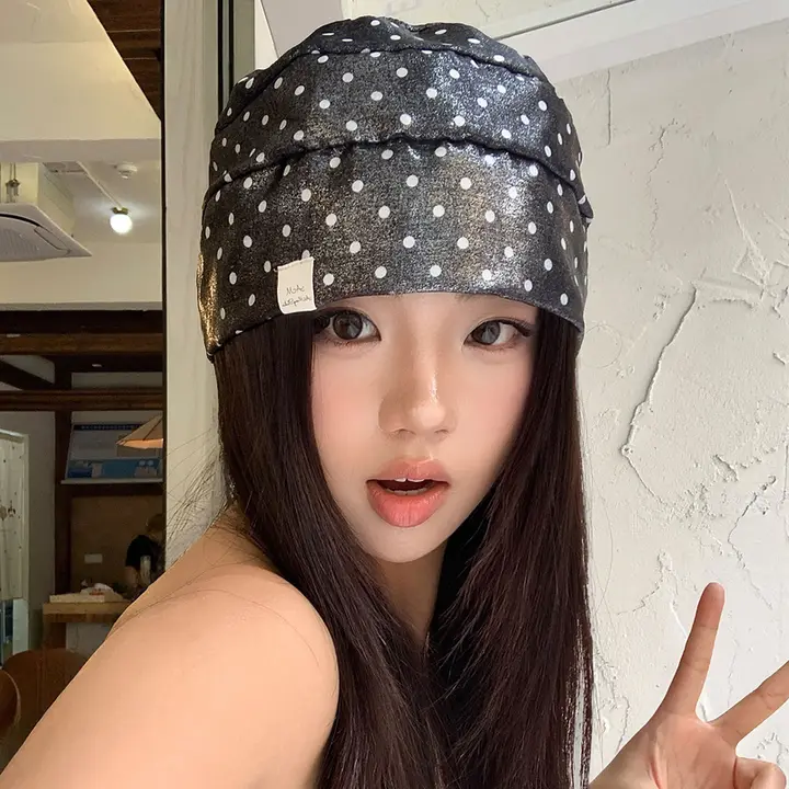 レトロドットデザインのキャップ【春夏用・オシャレ・小顔効果】
