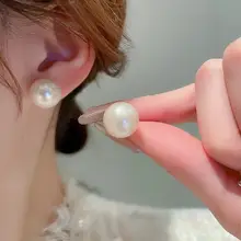 純銀製 真珠イヤリング【軽やかで上品なデザイン】