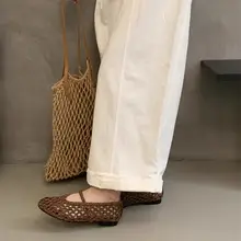 フランス風レトロデザインのメッシュ編みフラットシューズ【夏用・ロマン風・マリージェーン】
