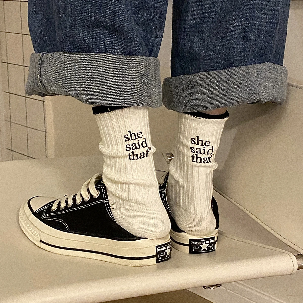 シーサイドスリーブ ロゴ刺繍ストライプ中筒ソックスは、どんな場面で活用すべきか
