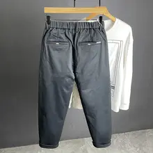グレーのカジュアルパンツ【秋用・フィット・ストレートレッグ】