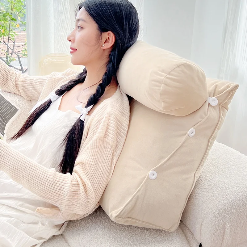 蔓越家北欧風テレビ枕：背もたれ付きクッションの実用性と空間適応性