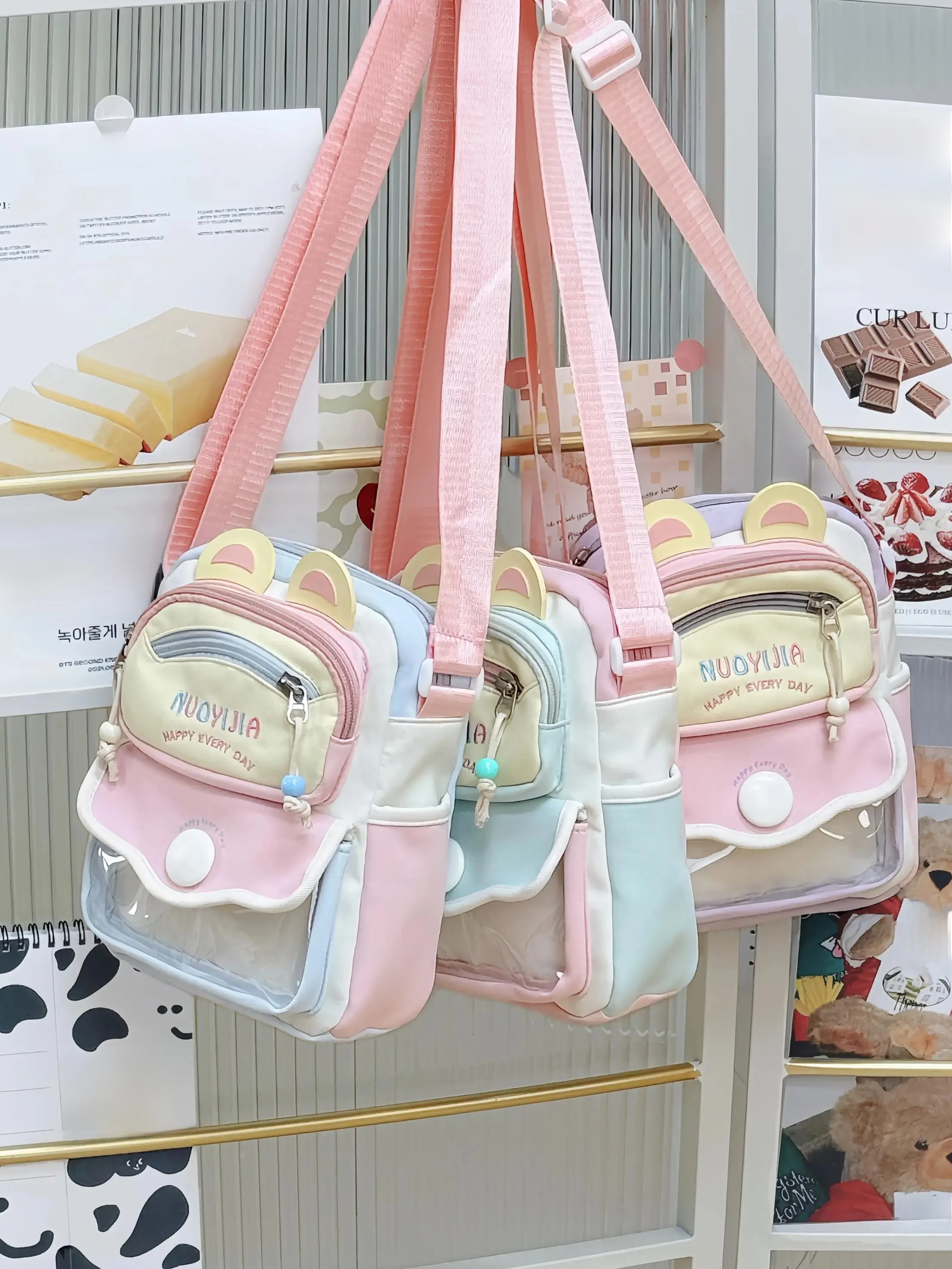 「かわいい」ショルダーバッグを選ぶときに迷うのは、本当に多収納なのか？