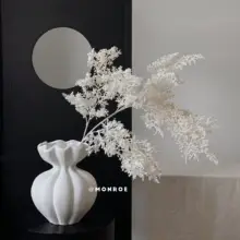 白色花びらのフラワーベース【素焼き・フランス風・室内装飾用・花器】