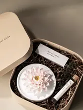 高級陶器製の花型線香立て【白玉瓷・家庭用・贈り物に最適】（セットアップ対応）