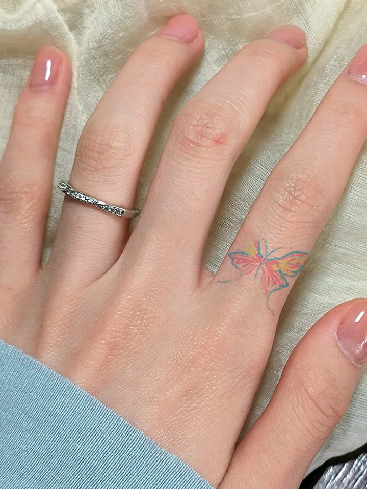 グラデーションバタフライタトゥーシール【防水・カラフル・指用】