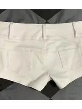 低腰デニムショートパンツ【フィット感抜群・装飾スタッズ・魅力的なサイジング】（セットアップ対応）