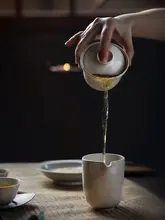 手作り陶器の蓋付茶碗【景徳鎮製・禅風・功夫茶具・家庭用】