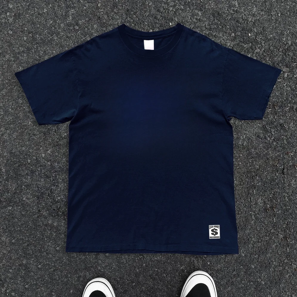 男女兼用Tシャツ：アウトレット価格で高品質カジュアルスタイルを実現