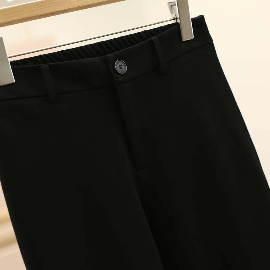 通勤に最適なウエストゴムフィットパンツは、どんなものか？