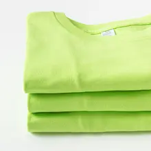 爽やかな薄緑色コットン短袖Tシャツ【ユニセックス・着回し自在・極上の柔らかさ】
