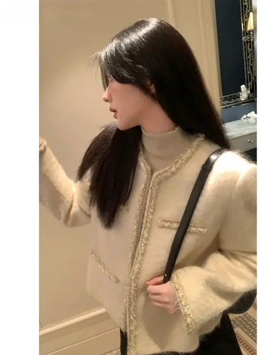 上品なデザインの厚手キルティングジャケット【春秋用・女性用・高級感】
