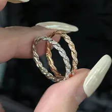 925純銀製 18Kロゼゴールドメッキのツイストデザインダイヤモンド付き細リング【重ね着け対応】