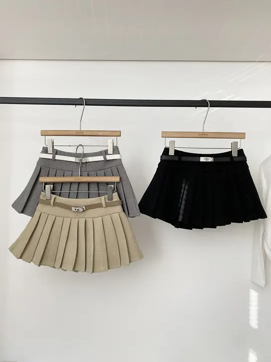 高腰プリーツスカート【シンプルでおしゃれ・秋冬用・韓国風・カジュアル】（セットアップ対応）