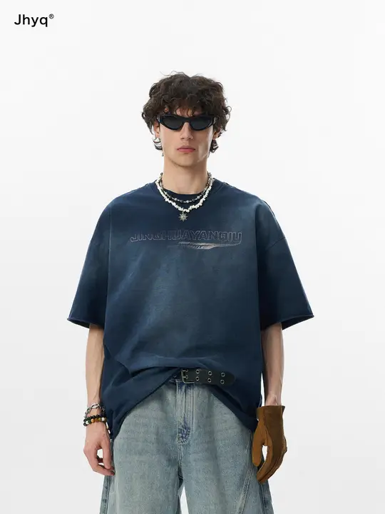 ユニークカラーのアメリカンスタイルのウォッシュドコットンTシャツ【おしゃれなグラデーションプリント・ゆったりフィット・短袖】