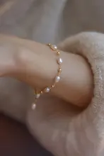 14Kゴールドフィルド 淡水パールとゴールドビーズのブレスレット【華やかなデザイン・通勤用】