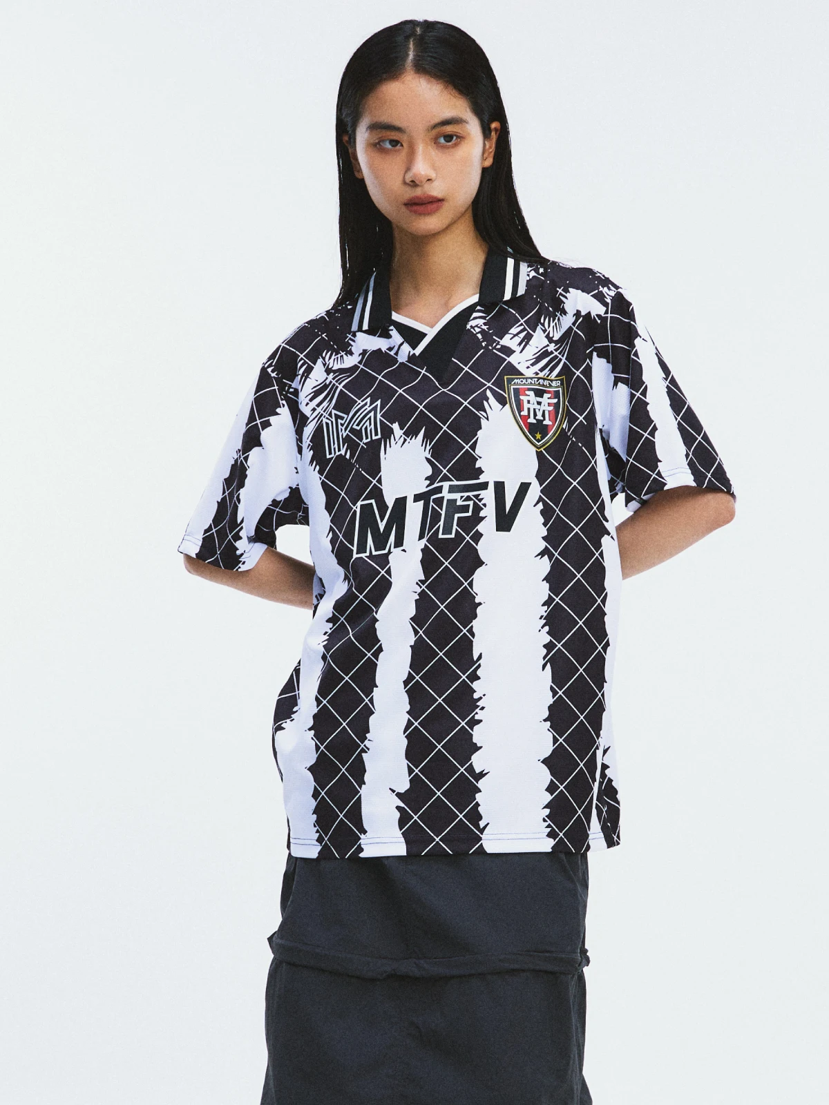 女子サッカーユニフォームで迷うなら、速乾性とデザインのバランスが鍵！
