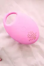 頭皮マッサージブラシ【スパ用・洗髪・ごま油・アロエエキス配合】