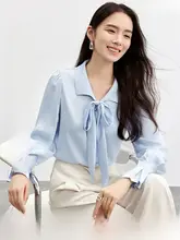 リボン付き長袖ブラウス【花びら袖・サテン・ホワイト・上品な印象】