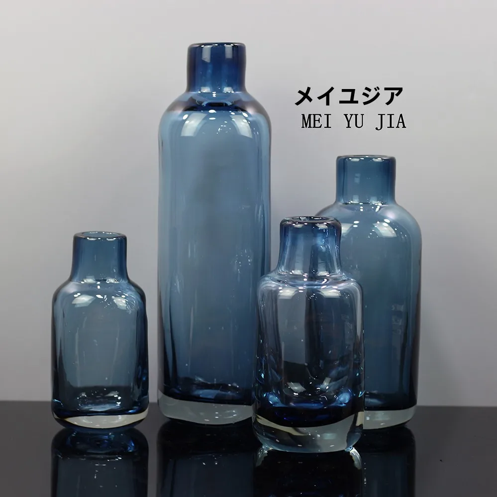 韓国インテリアを再現｜カフェ風部屋の作り方　フラワーベースの選び方とレイアウト術